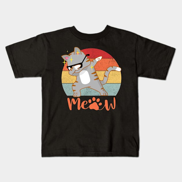 Meow! Kids T-Shirt by KreativPix